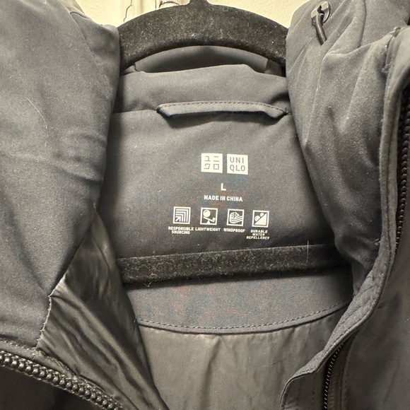 Uniqlo Seamless Down Short Coat Jacket - Picture 5 of 5